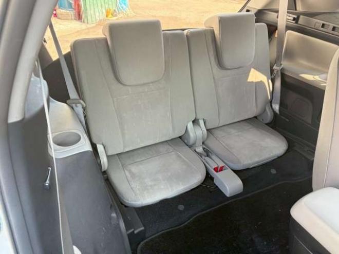 マークXジオ2.4 240G 4WD　6人乗り　3列シート　パワステ　パワーウィンドウ　純正ナビ　キーレスエントリー　ETC　バックカメラ　ABS　盗難防止装置　エアコン　電動シート　横滑り防止装置　アルミホイール 2400