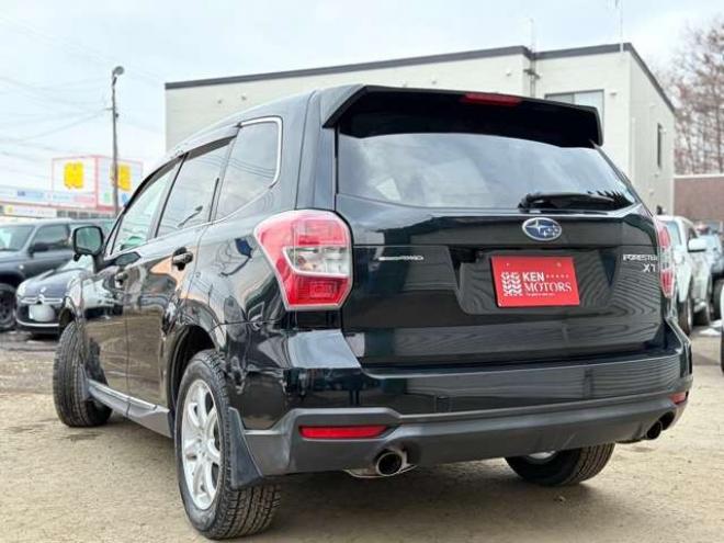 フォレスター2.0XT アイサイト 4WD　ターボ　パワステ　パワーウィンドウ　純正アルミ　ABS　キーレスエントリー　ETC　シートヒーター　社外エンジンスターター　パドルシフト　エアコン　電動シート　クルーズコントロール　盗難防止装置 2000