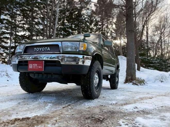 ハイラックスサーフ2.7 SSR-X ワイドボディ 4WD　全塗装済グリーン　リフトアップ　ETC　社外オーディオ　パワステ　パワーウィンドウ　純正アルミホイール　ABS　キーレス　ルーフレール 2700