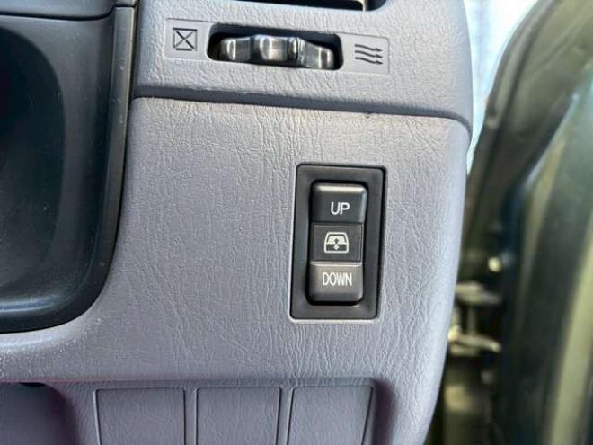 ハイラックスサーフ2.7 SSR-X ワイドボディ 4WD　全塗装済グリーン　リフトアップ　ETC　社外オーディオ　パワステ　パワーウィンドウ　純正アルミホイール　ABS　キーレス　ルーフレール 2700