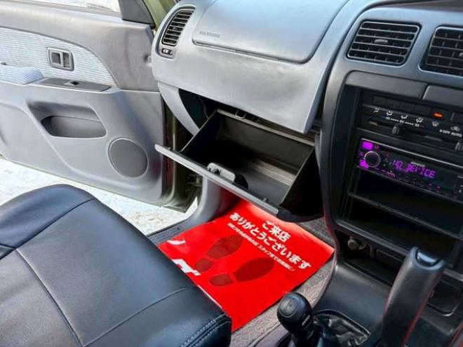 ハイラックスサーフ2.7 SSR-X ワイドボディ 4WD　全塗装済グリーン　リフトアップ　ETC　社外オーディオ　パワステ　パワーウィンドウ　純正アルミホイール　ABS　キーレス　ルーフレール 2700