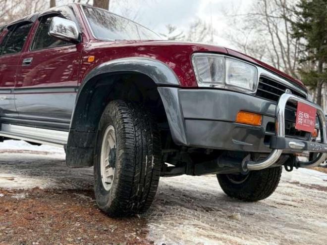 ハイラックスサーフ3.0 SSR-G ワイドボデー ディーゼルターボ 4WD　レカロシート　社外ハンドル　社外ナビ　地デジ　ETC　2バッテリー　バンパーガード　パワステ　パワーウィンドウ　純正アルミホイール　クルーズコントロール　寒冷地仕様 3000