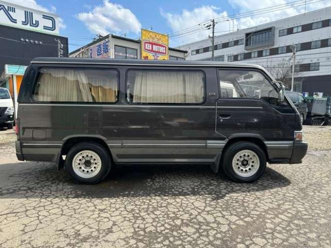 キャラバン3.0 リムジン　ワンオーナー/社外AW/クルコン/サンルーフ 2WD 3000