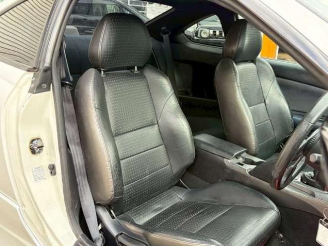 シルビア2.0 オーテックバージョン　6速MT　社外ハンドル　社外アルミホイール　社外エアロ　社外マフラー　パワステ　パワーウィンドウ　社外ナビ　エアコン　革シート 2WD 2000