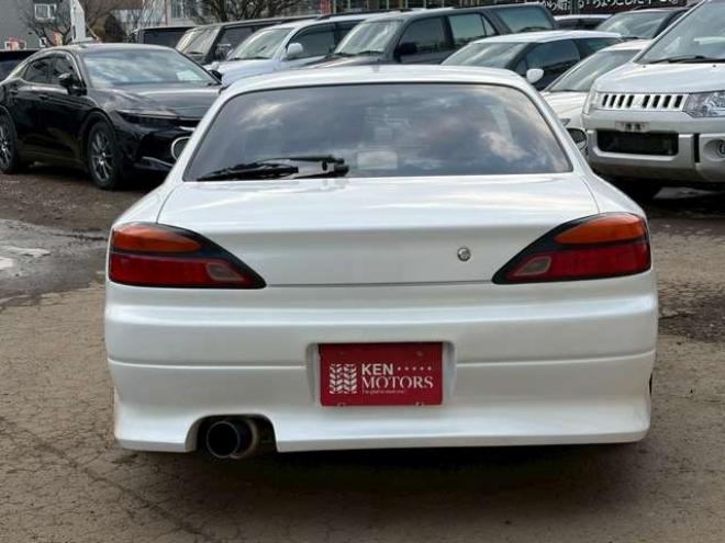 シルビア2.0 オーテックバージョン　6速MT　社外ハンドル　社外アルミホイール　社外エアロ　社外マフラー　パワステ　パワーウィンドウ　社外ナビ　エアコン　革シート 2WD 2000