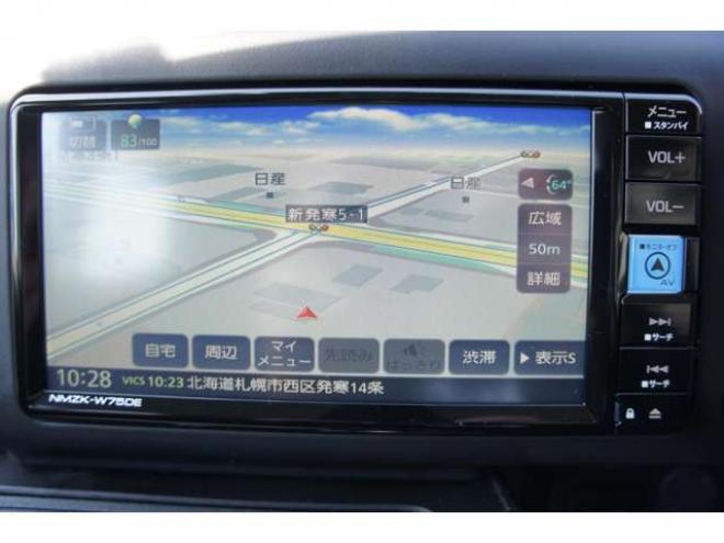 プロボックスバン1.5 F 4WD　登録済未使用車　衝突軽減システム　純正LEDフォグ　電動格納ドアミラー　オートライト　前後PW　ルームミラー内蔵Bカメラ　ドラレコ　Bluetooth&フルセグナビ　下廻防錆加工　フロアマット　ドアバイザー　社外AW 登録済未使用車 1500