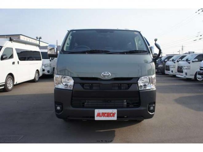 ハイエースバン2.8 スーパーGL ロング ディーゼルターボ 4WD　アースカラーPKG　アーバンカーキ　　両側パワースライドドア　デジタルインナーミラー　全方位カメラ　バックカメラ　寒冷地仕様　LEDヘッドライト　415コブラフラットベッドキット 登録済未使用車 2800