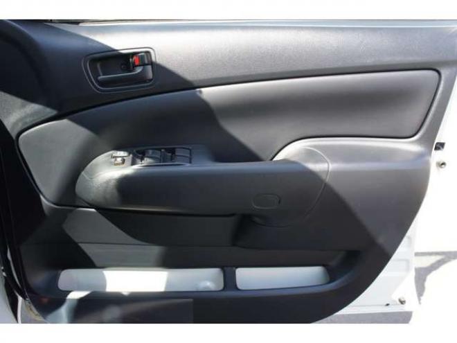 プロボックスバン1.5 F 4WD　走行500キロ　衝突軽減システム　純正LEDフォグ　電動格納ドアミラー オートライト 前後PW　ルームミラー内蔵Bカメラ　ドラレコ　Bluetooth&フルセグナビ 下廻防錆加工 フロアマット　ドアバイザー 社外14インチAW 1500