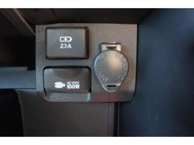 プロボックスバン1.5 F 4WD　走行500キロ　衝突軽減システム　純正LEDフォグ　電動格納ドアミラー オートライト 前後PW　ルームミラー内蔵Bカメラ　ドラレコ　Bluetooth&フルセグナビ 下廻防錆加工 フロアマット　ドアバイザー 社外14インチAW 1500