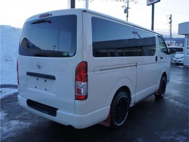 ハイエースバン2.8 DX ロング GLパッケージ ディーゼルターボ 4WD　Bカメラ　TRDフロントスポイラー　マッドフラップ　エセックス16インチアルミ　オープンカントリーRT　LEDヘッドライト　Wエアバッグ　AC100V　8人乗り構造変更済　寒冷地仕様　リアヒーター&エアコン 2800