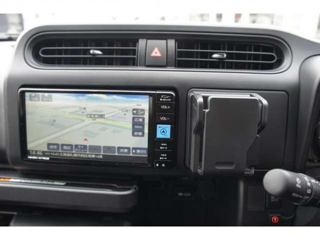 プロボックスバン1.5 F 4WD　登録済未使用車　衝突軽減システム　純正LEDフォグ　電動格納ドアミラー　オートライト　前後PW　ルームミラー内蔵Bカメラ　ドラレコ　Bluetooth&フルセグナビ　下廻防錆加工　フロアマット　ドアバイザー　社外AW 登録済未使用車 1500