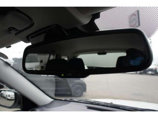 プロボックスバン1.5 F 4WD　登録済未使用車　衝突軽減システム　純正LEDフォグ　電動格納ドアミラー　オートライト　前後PW　ルームミラー内蔵Bカメラ　ドラレコ　Bluetooth&フルセグナビ　下廻防錆加工　フロアマット　ドアバイザー　社外AW 登録済未使用車 1500