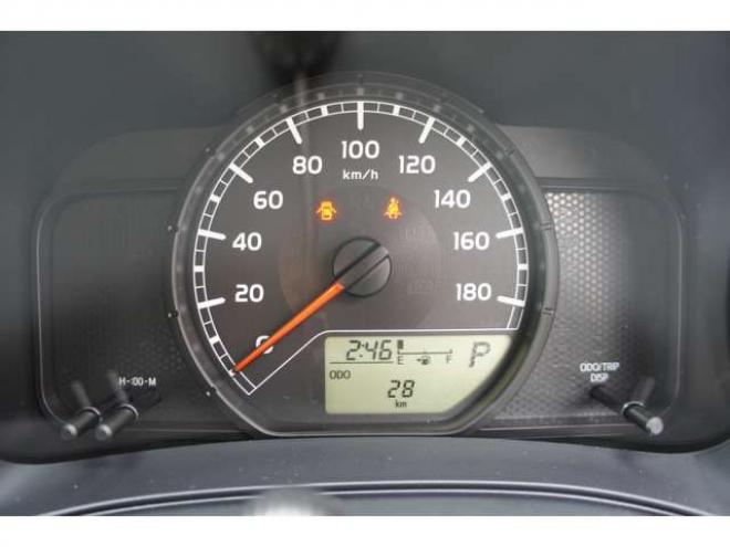 プロボックスバン1.5 F 4WD　登録済未使用車　衝突軽減システム　純正LEDフォグ　電動格納ドアミラー　オートライト　前後PW　ルームミラー内蔵Bカメラ　ドラレコ　Bluetooth&フルセグナビ　下廻防錆加工　フロアマット　ドアバイザー　社外AW 登録済未使用車 1500