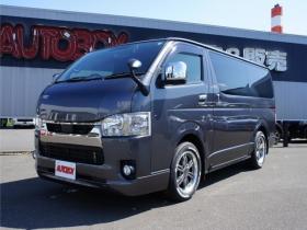 ハイエースバン　2.8 スーパーGL ダークプライムII ロングボディ ディーゼルターボ 4WD　415COBRA　クリーンルック3 Fスポイラー&BY2Neoボンネット&ステージ2ルーフスポイラー&バッドラッカー17インチAW&フラットベッドキット　ヨコハマPARADA215/60R17　両側パワースライドドア　デジタルインナー 2800