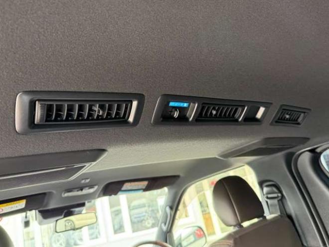 ハイエースバン2.8 スーパーGL 50TH アニバーサリー リミテッド ロングボディ ディーゼルターボ 4WD　415COBRA　CL-3 フロントリップスポイラー　ステージ2ルーフスポイラー　By2NEO　BADフェイスボンネット　ローフォルムフェンダー　ESSEX　ENCB　17インチブロンズホイール　ヨコハマパラダ　NEWパーツカスタム 2800