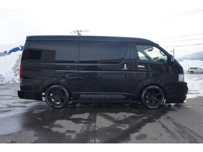 ハイエース2.7 GL ロング ファインテックツアラー 4WD　415COBRA　ファントムヘッドライトシステム&フェイスリフトキット&F/S/R/ルーフスポ/ボンネット/プレステージテールランプ&新作バッドラッカーHP-6　18インチAW　TOYO　H30　225/50R18 2700