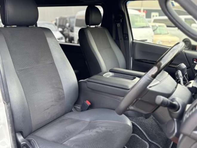 ハイエースバン2.8 スーパーGL ダークプライムII ロングボディ ディーゼルターボ 4WD　モデリスタフロントスポイラー　ワーク18インチAW　8インチナビTV 両側電動パワースライドドア 415COBRAフラットキット(ベッドキット) 2800