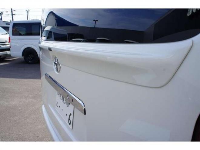 ハイエース2.7 GL ロング ミドルルーフ 4WD　IFUU製3列目対面ラウンジベッドIF-WB8フルフラットベットラウンジ展開 アルパインBIG-X　フリップダウンモニター センターコンソール 415COBRA　F/S/R/ルーフスポイラー/フェンダー/18インチAW 2700