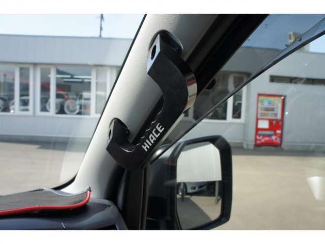 ハイエース2.7 GL ロング ミドルルーフ 4WD　IFUU製3列目対面ラウンジベッドIF-WB8フルフラットベットラウンジ展開 アルパインBIG-X　フリップダウンモニター センターコンソール 415COBRA　F/S/R/ルーフスポイラー/フェンダー/18インチAW 2700