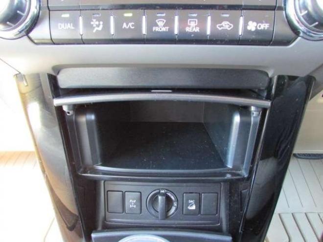 ランドクルーザープラド 2.8 TX ディーゼルターボ 4WD　社外ナビ/フルセグTV/バックカメラ/ETC/LEDヘッドライト・フォグ/ドライブレコーダー/スマートキー 2800