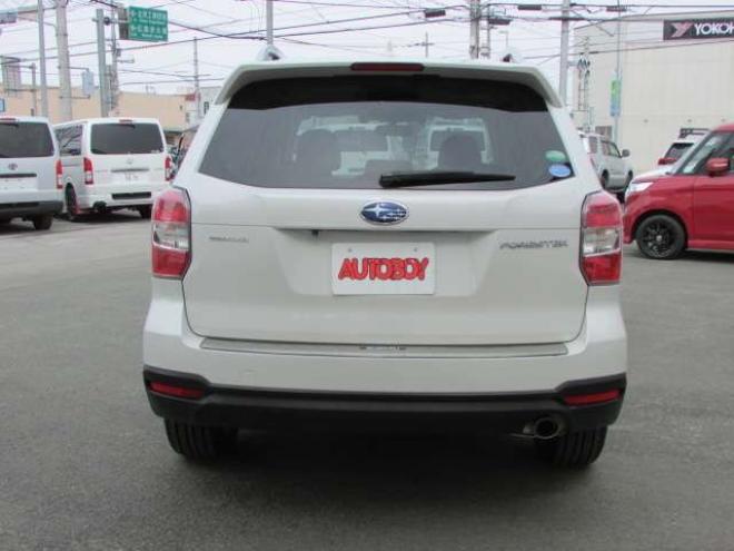 フォレスター2.0 S リミテッド 4WD　アイサイト/アイドリングストップ/シートヒーター/社外ナビ/フルセグ/バックカメラ/フリップダウンモニター/ETC/レーダークルーズコントロール 2000