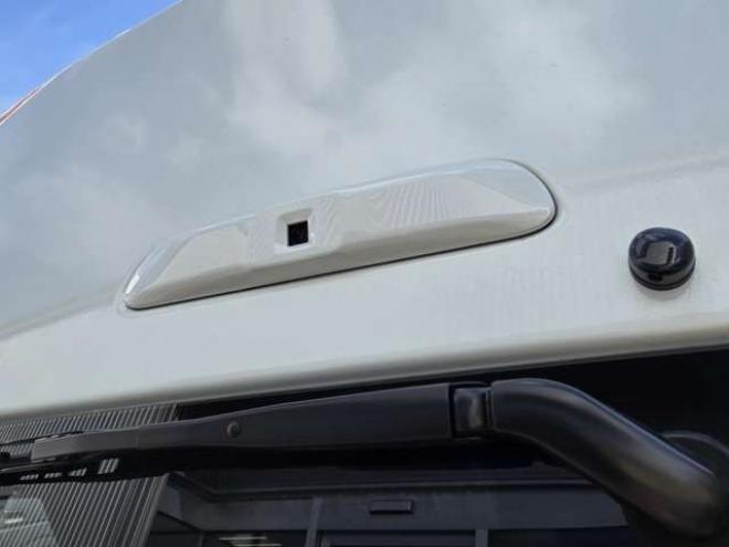 ハイエース2.7 グランドキャビン 4WD　寒冷地　10人乗り　スーパーロング　ワイドボディ　ハイルーフ　プッシュスタート　スマキー　パワスラ　リアヒーター&クーラー　ステアリングスイッチ　車線逸脱防止　衝突被害軽減　横滑り防止　電動格納ミラー 2700