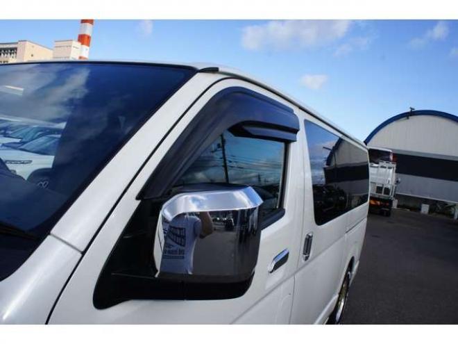 ハイエースバン2.8 スーパーGL ダークプライムII ロングボディ ディーゼルターボ 4WD　ESSEXバージョン　FスポイラーVer3&サイドライナー&リアライナー　ESSEX　ENCD17インチAW　ヨコハマPARADA17インチ　ESSEX3Dフロアマット　ハーフレザーシート　プッシュスタート　スマートキー　リアヒーター 2800