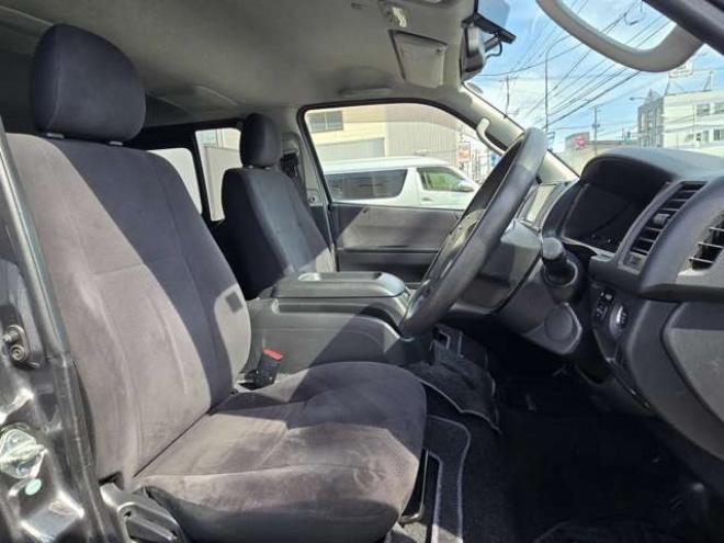 ハイエースバン3.0 スーパーGL ロング ディーゼルターボ 4WD　寒冷地仕様　プッシュスタート　スマートキー　リアヒーター&リアクーラー　LEDヘッドライト　フロントフォグランプ　 バックカメラ　ステアリングスイッチ　パワーヒート　純正ナビ　フルセグTV　レーダー探知機 3000