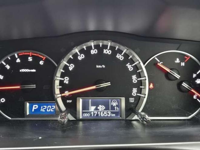 ハイエースバン3.0 スーパーGL ロング ディーゼルターボ 4WD　寒冷地仕様　プッシュスタート　スマートキー　リアヒーター&リアクーラー　LEDヘッドライト　フロントフォグランプ　 バックカメラ　ステアリングスイッチ　パワーヒート　純正ナビ　フルセグTV　レーダー探知機 3000