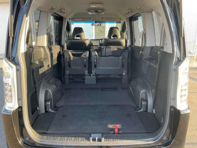 ステップワゴン2.0 スパーダ Z クールスピリット 4WD　純正ナビ・TV　Bカメラ　両側パワースライドドア　アルパイン製フリップダウンモニター　ETC　クルーズコントロール　パドルシフト　フォグランプ 2000