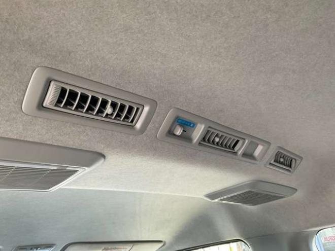 ハイエース2.7 GL ロング ミドルルーフ 4WD　社外メモリーナビTV　バックカメラ　ワークエクストラップ17インチアルミ　415コブラフロントスポイラー　パワースライドドア　LEDヘッドライト　Wエアバック　スマートキー　AC100V 2700