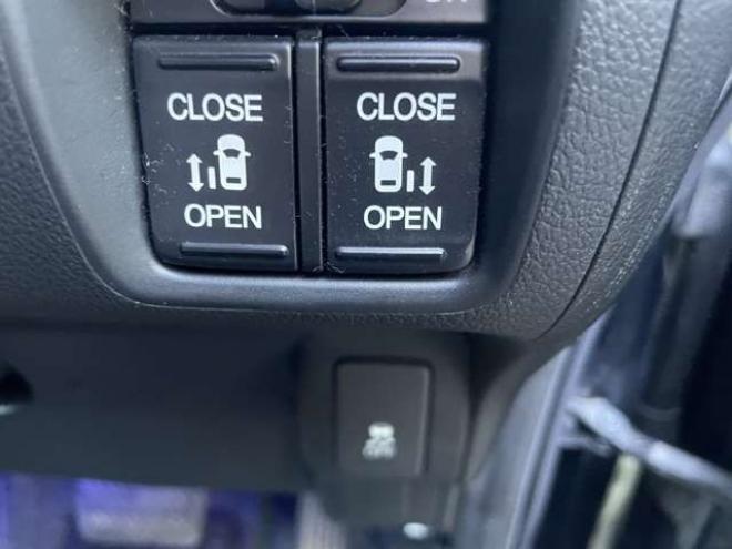 N-BOXカスタムG ターボパッケージ 4WD　 660