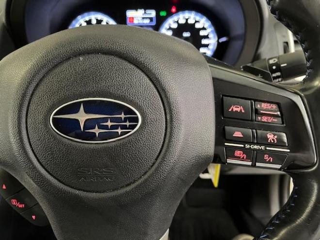 レヴォーグ２．０　ＧＴ－Ｓアイサイト　本州仕入　禁煙車　ＳＴｉエアロ　衝突軽減システム　レーダークルーズ　純正ブラックハーフレザーシート　シュタイナー１９インチＡＷ　純正１８ＡＷ＋スタッドレスタイヤ　ストラーダナビ　Ｂｌｕｅｔｏｏｔｈ 4WD 2000 5Dr