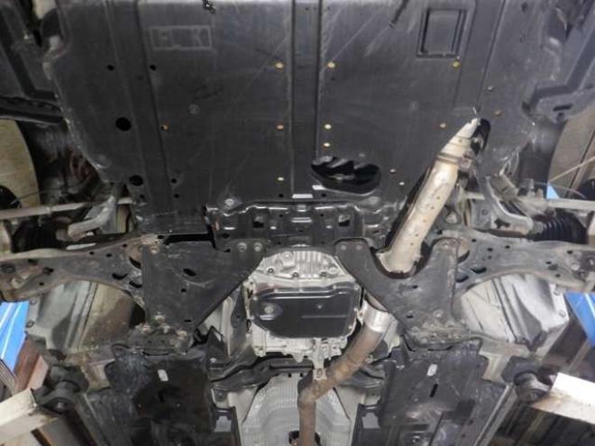 インプレッサスポーツ 2.0 i-L アイサイト 4WD　ブラックレザーセレクション　本州仕入れ　4WD　MOPナビ　B/T　TV　バックカメラ　ETC　クルコン　シートヒーター　レザーシート　衝突軽減　LEDヘッドライト　フォグランプ　ドアバイザー　スマートキー 2000