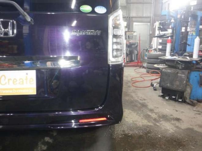 ステップワゴン2.0 スパーダ Z クールスピリット 4WD　本州仕入・後期型・ナビ・TV・Bカメラ・両側電動・スマートキー・クルコン・ETC・ワイパーデアイサー・HID・リアヒーター・フォグランプ・アイドリングストップ・フルフラットシート・パドルシフト 2000