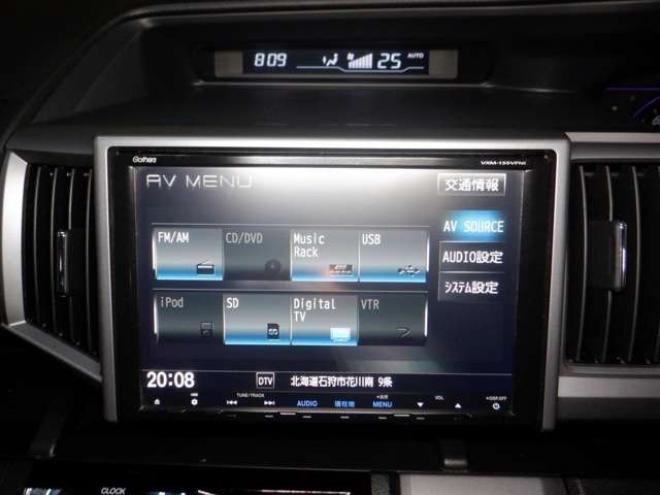 ステップワゴン2.0 スパーダ Z クールスピリット 4WD　本州仕入・後期型・ナビ・TV・Bカメラ・両側電動・スマートキー・クルコン・ETC・ワイパーデアイサー・HID・リアヒーター・フォグランプ・アイドリングストップ・フルフラットシート・パドルシフト 2000