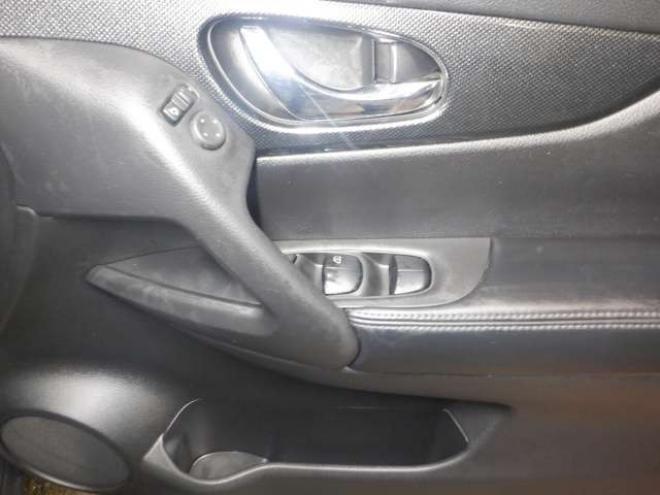 エクストレイル2.0 20X エマージェンシーブレーキパッケージ 2列車 4WD　ナビ・TV・Bluetooth・Bカメラ・LEDヘッド・プッシュスタート・LEDヘッドライト・エマブレ・クリアランスソナー・前席シートヒーター・レーンキープ 2000