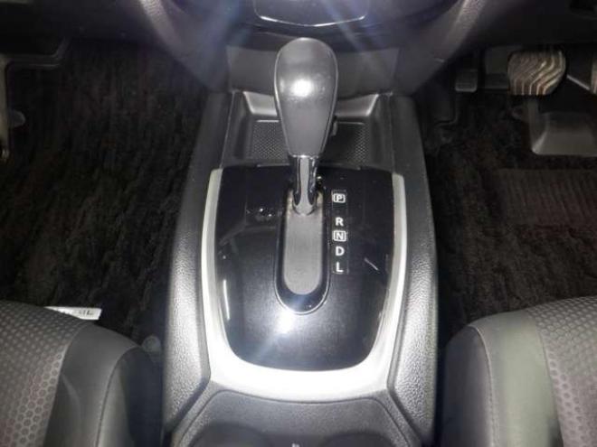 エクストレイル2.0 20X エマージェンシーブレーキパッケージ 2列車 4WD　ナビ・TV・Bluetooth・Bカメラ・LEDヘッド・プッシュスタート・LEDヘッドライト・エマブレ・クリアランスソナー・前席シートヒーター・レーンキープ 2000