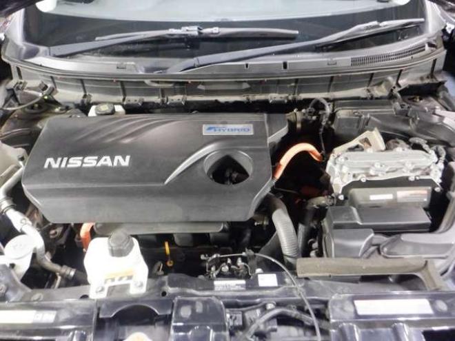 エクストレイル2.0 20X ハイブリッド エマージェンシーブレーキパッケージ 4WD　ナビ・TV・B/T・全方位カメラ・前席シートヒーター・LEDヘッドライト・電動リアゲート・純正エンスタ・インテリキー・プッシュスタート・衝突軽減・レーンキープ・クルコン・クリアランスソナー・ETC 2000