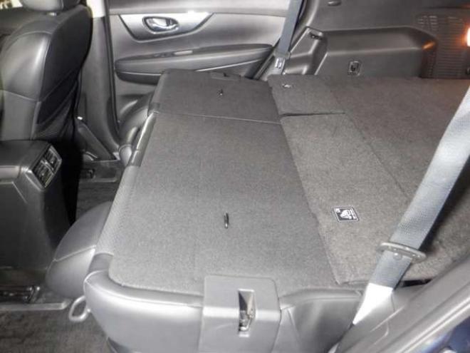 エクストレイル2.0 20X ハイブリッド エマージェンシーブレーキパッケージ 4WD　ナビ・TV・B/T・全方位カメラ・前席シートヒーター・LEDヘッドライト・電動リアゲート・純正エンスタ・インテリキー・プッシュスタート・衝突軽減・レーンキープ・クルコン・クリアランスソナー・ETC 2000