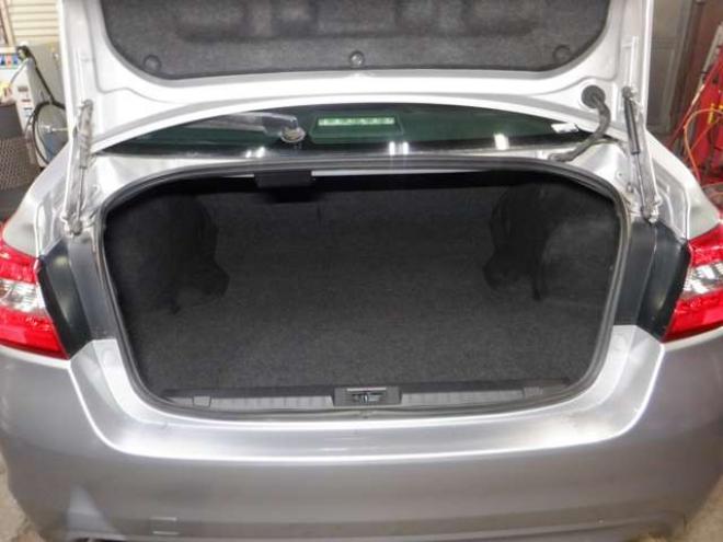 レガシィB4 2.5 4WD　本州仕入・ナビ・TV・B/T・Bカメラ・全席シートヒーター・LEDヘッドライト・アイドリングストップ・メモリー付電動シート・クルコン・パドルシフト・スマートキー・プッシュスタート・アイサイト 2500