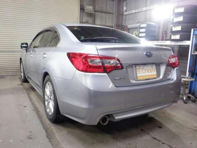 レガシィB4 2.5 4WD　本州仕入・ナビ・TV・B/T・Bカメラ・全席シートヒーター・LEDヘッドライト・アイドリングストップ・メモリー付電動シート・クルコン・パドルシフト・スマートキー・プッシュスタート・アイサイト 2500