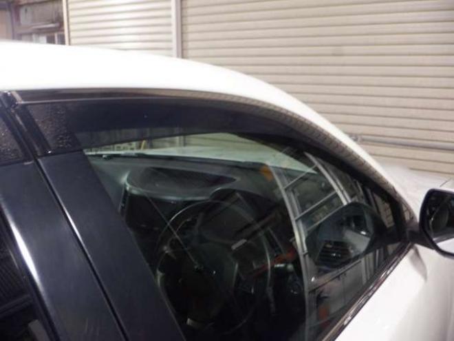 レガシィB4 2.5 i アイサイト Sパッケージ 4WD　後期型・ナビ・TV・Bカメラ・電動シート・スマートキー・プッシュスタート・アイドリングストップ・ETC・HID・パドルシフト・クルコン・フォグランプ・レーンキープ・革調シートカバー・社外エンスタ 2500