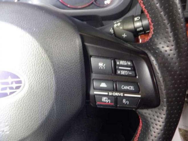 レガシィB4 2.5 i アイサイト Sパッケージ 4WD　後期型・ナビ・TV・Bカメラ・電動シート・スマートキー・プッシュスタート・アイドリングストップ・ETC・HID・パドルシフト・クルコン・フォグランプ・レーンキープ・革調シートカバー・社外エンスタ 2500