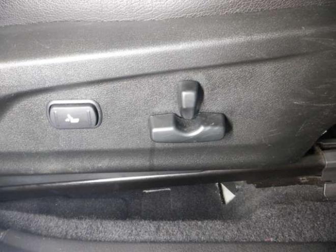 レガシィB4 2.5 i アイサイト Sパッケージ 4WD　後期型・ナビ・TV・Bカメラ・電動シート・スマートキー・プッシュスタート・アイドリングストップ・ETC・HID・パドルシフト・クルコン・フォグランプ・レーンキープ・革調シートカバー・社外エンスタ 2500