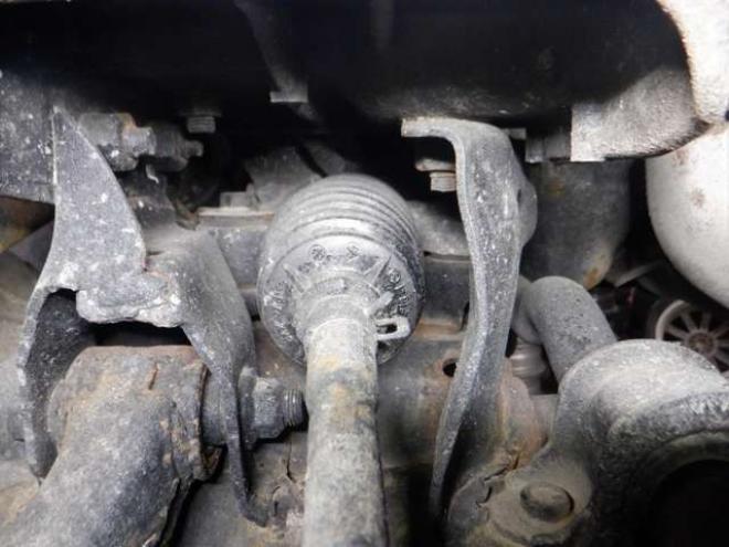 レガシィB4 2.5 i アイサイト Sパッケージ 4WD　後期型・ナビ・TV・Bカメラ・電動シート・スマートキー・プッシュスタート・アイドリングストップ・ETC・HID・パドルシフト・クルコン・フォグランプ・レーンキープ・革調シートカバー・社外エンスタ 2500