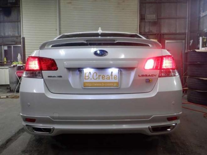 レガシィB4 2.5 i アイサイト Sパッケージ 4WD　後期型・ナビ・TV・Bカメラ・電動シート・スマートキー・プッシュスタート・アイドリングストップ・ETC・HID・パドルシフト・クルコン・フォグランプ・レーンキープ・革調シートカバー・社外エンスタ 2500