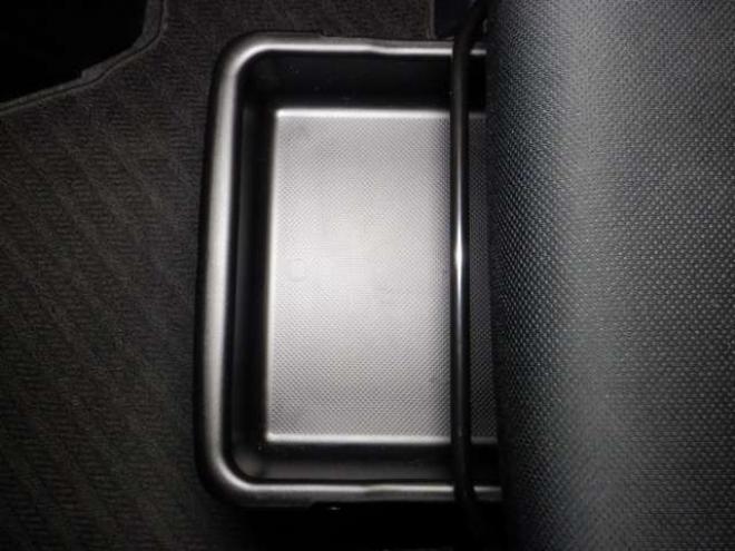 タンク1.0 G 4WD　ナビ・TV・Bカメラ・B/T・両側電動・スマートキー・プッシュスタート・クルコン・アイドリングストップ・純正エンスタ・オートライト・ステアリングスイッチ・オートエアコン 1000