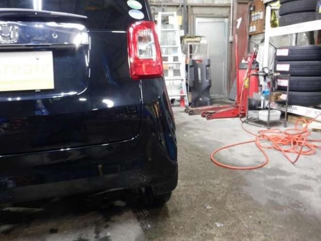 N-ONEG SSパッケージ 4WD　本州仕入れ　4WD　SDナビ　フルセグTV　バックカメラ　USB接続　前席シートヒーター　ステアリングスイッチ　HID　スマートキー　プッシュスタート　ドアバイザー 660