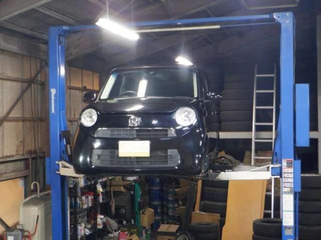 N-ONEG SSパッケージ 4WD　本州仕入れ　4WD　SDナビ　フルセグTV　バックカメラ　USB接続　前席シートヒーター　ステアリングスイッチ　HID　スマートキー　プッシュスタート　ドアバイザー 660